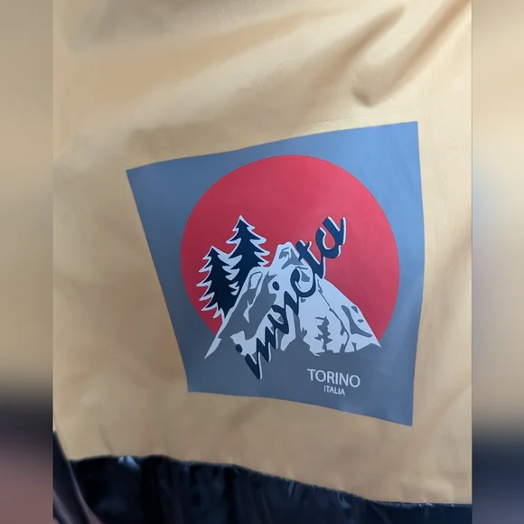 Invicta‎ Puffer Jacket - Picture 7 of 12